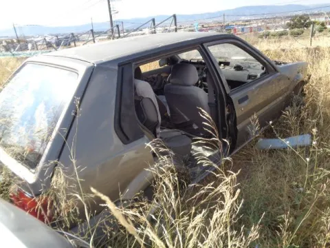 Τροπέτο Αμάξι Κουφάρι με Πίσω Άξονα με Ζαντολάστιχα για NISSAN CHERRY (1986 - 1989) (N13) Hatchback - 5dr *Α* -  Τροπέτο Αμάξι Κουφάρι με Πίσω Άξονα με Ζαντολάστιχα για NISSAN CHERRY (1986 - 1989) (N13) Hatchback - 5dr *Α* -
