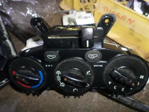 Χειριστήρια Καλοριφέρ για KIA PICANTO (2004 - 2008) (BA) Χειριστήρια Καλοριφέρ για KIA PICANTO (2004 - 2008) (BA)