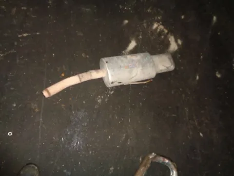 Καζανάκι Εξάτμισης Πίσω για CITROEN SAXO (1996 - 1999) (S) **Α** Καζανάκι Εξάτμισης Πίσω για CITROEN SAXO (1996 - 1999) (S) **Α**