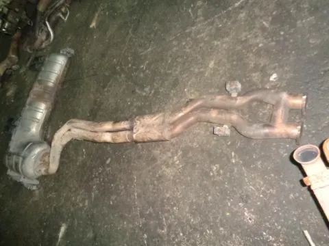 Καζανάκι Εξάτμισης Πίσω για BMW 5 Series (1996 - 2000) (E39) **Α** Καζανάκι Εξάτμισης Πίσω για BMW 5 Series (1996 - 2000) (E39) **Α**
