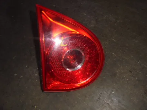 Φανάρι Πίσω Αριστερό Καπού για VW GOLF (2004 - 2008) Mk5 (1K1) Φανάρι Πίσω Αριστερό Καπού για VW GOLF (2004 - 2008) Mk5 (1K1)