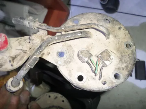 Αντλία Καυσίμου (Τρόμπα Βενζίνης) για HONDA CIVIC (1992 - 1995) (EG - H - J) Αντλία Καυσίμου (Τρόμπα Βενζίνης) για HONDA CIVIC (1992 - 1995) (EG - H - J)