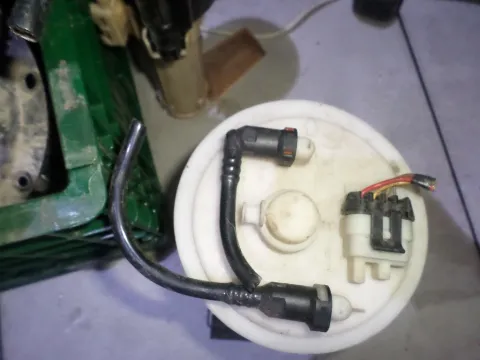 Αντλία Καυσίμου (Τρόμπα Βενζίνης) για SMART FORTWO (1999 - 2001) (CITY-COUPE) (S1) Αντλία Καυσίμου (Τρόμπα Βενζίνης) για SMART FORTWO (1999 - 2001) (CITY-COUPE) (S1)