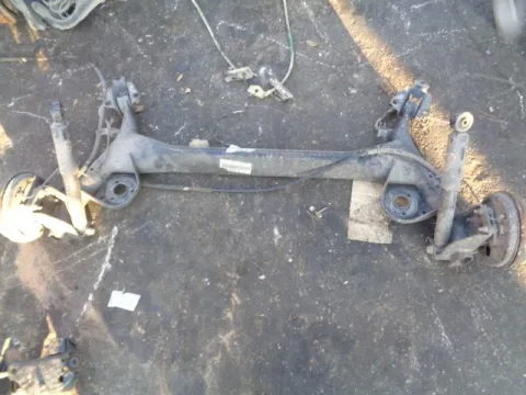 Πίσω Άξονας Ταμπούρα για FIAT PUNTO (1999 - 2003) (188) *ΔΒ* Πίσω Άξονας Ταμπούρα για FIAT PUNTO (1999 - 2003) (188) *ΔΒ*