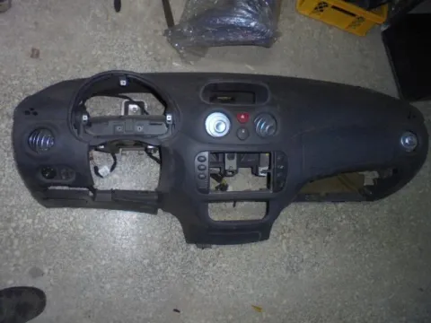 Ταμπλό Με Αερόσακο Συνοδηγού για CITROEN C2 (2003 - 2008) (JM) , (2008 - 2010) (JM) *Γ* Ταμπλό Με Αερόσακο Συνοδηγού για CITROEN C2 (2003 - 2008) (JM) , (2008 - 2010) (JM) *Γ*