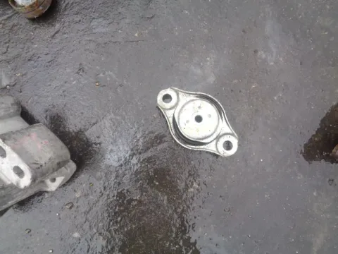 Βάση Σασμάν Αριστερή για FIAT PANDA (2004 - 2009 ) (169) Βάση Σασμάν Αριστερή για FIAT PANDA (2004 - 2009 ) (169)