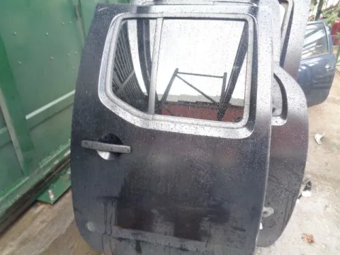 Πόρτα Πίσω Δεξιά για NISSAN D40 NAVARA (2005 -) Πόρτα Πίσω Δεξιά για NISSAN D40 NAVARA (2005 -)