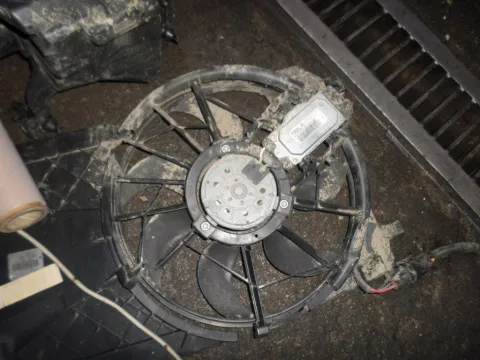 Βεντιλατέρ Ψυγείου Κινητήρα (Νερού) για VOLVO V40 (2013 - ) 1600 Diesel (D4162T) 115hp Βεντιλατέρ Ψυγείου Κινητήρα (Νερού) για VOLVO V40 (2013 - ) 1600 Diesel (D4162T) 115hp