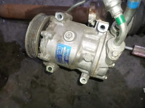Συμπιεστής A-C (Κομπρέσορας) για VOLVO V40 (2013 - ) 1600 Diesel (D4162T) 115hp Συμπιεστής A-C (Κομπρέσορας) για VOLVO V40 (2013 - ) 1600 Diesel (D4162T) 115hp