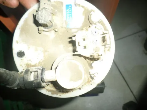Αντλία Καυσίμου (Τρόμπα Βενζίνης) 7702012490 για TOYOTA COROLLA (2002 - 2004) (E120) Αντλία Καυσίμου (Τρόμπα Βενζίνης) 7702012490 για TOYOTA COROLLA (2002 - 2004) (E120)