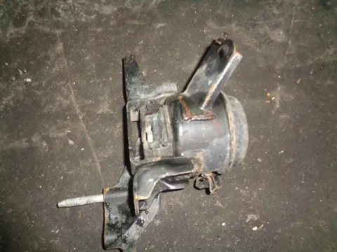 Βάση Μηχανής Δεξιά για TOYOTA YARIS DIESEL (2006 - 2009) (KL9) Βάση Μηχανής Δεξιά για TOYOTA YARIS DIESEL (2006 - 2009) (KL9)