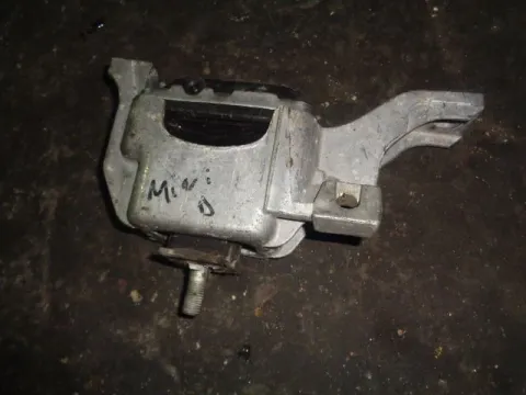 Βάση Μηχανής Δεξιά για MINI MINI COOPER (2007 - 2012)