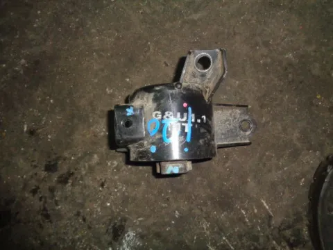 Βάση Σαμάν Αριστερή για HYUNDAI i20 (2009 - 2011) Βάση Σαμάν Αριστερή για HYUNDAI i20 (2009 - 2011)