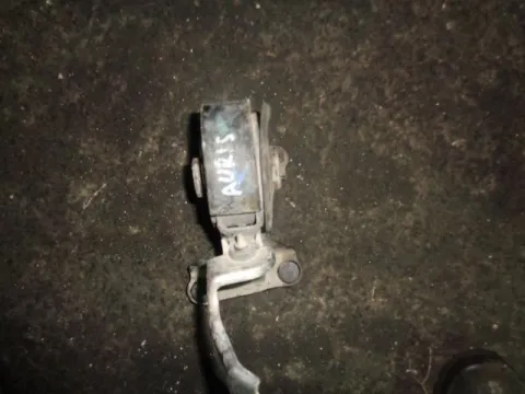 Βάση Κρεμαγιέρας Μεσαία για TOYOTA AURIS (2007 - 2009) E150 Βάση Κρεμαγιέρας Μεσαία για TOYOTA AURIS (2007 - 2009) E150
