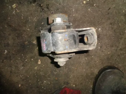 Βάση Κιβωτίου (Σασμάν) Μεσαία για TOYOTA AURIS (2007 - 2009) E150 Βάση Κιβωτίου (Σασμάν) Μεσαία για TOYOTA AURIS (2007 - 2009) E150