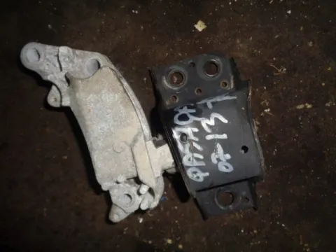 Βάση Μηχανής Δεξιά για NISSAN QASHQAI (2010 - 2014) ( ) Βάση Μηχανής Δεξιά για NISSAN QASHQAI (2010 - 2014) ( )