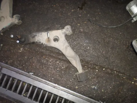 Ψαλίδι Εμπρός Αριστερό για MITSUBISHI LANCER Evolution (1999 - 2001) (CP9A) EVO-VI Ψαλίδι Εμπρός Αριστερό για MITSUBISHI LANCER Evolution (1999 - 2001) (CP9A) EVO-VI