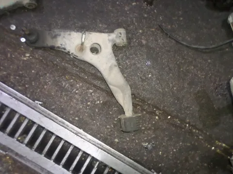 Ψαλίδι Εμπρός Αριστερό για MITSUBISHI LANCER Evolution (1999 - 2001) (CP9A) EVO-VI Ψαλίδι Εμπρός Αριστερό για MITSUBISHI LANCER Evolution (1999 - 2001) (CP9A) EVO-VI