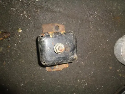 Βάση Μηχανής Δεξιά για DAIHATSU TERIOS (2000 - 2005) (J102) Βάση Μηχανής Δεξιά για DAIHATSU TERIOS (2000 - 2005) (J102)