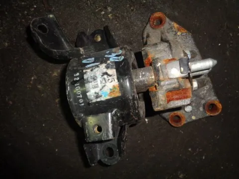 Βάση Κιβωτίου (Σασμάν) Αριστερή για HYUNDAI i30 (2007 - 2012) Βάση Κιβωτίου (Σασμάν) Αριστερή για HYUNDAI i30 (2007 - 2012)