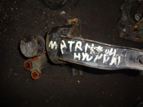Βάση Μηχανής Δεξιά για HYUNDAI MATRIX (2001 - 2006) (FC) Βάση Μηχανής Δεξιά για HYUNDAI MATRIX (2001 - 2006) (FC)