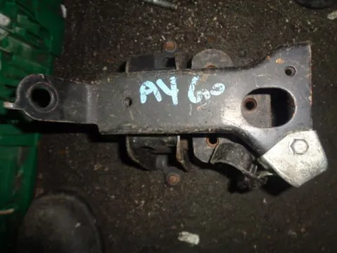 Βάση Κιβωτίου (Σασμάν) Αριστερή για TOYOTA AYGO (2005 - 2009) (B10) , (2009 - 2012) (B10) Βάση Κιβωτίου (Σασμάν) Αριστερή για TOYOTA AYGO (2005 - 2009) (B10) , (2009 - 2012) (B10)