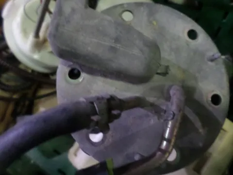 Αντλία Καυσίμου (Τρόμπα Βενζίνης) για HONDA CIVIC (1990 -1992) (EC - D - E - F) Αντλία Καυσίμου (Τρόμπα Βενζίνης) για HONDA CIVIC (1990 -1992) (EC - D - E - F)