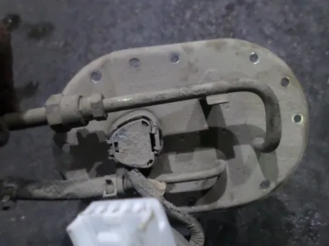 Αντλία Καυσίμου (Τρόμπα Βενζίνης) για TOYOTA CARINA (1992 - 1995) E (T190) Αντλία Καυσίμου (Τρόμπα Βενζίνης) για TOYOTA CARINA (1992 - 1995) E (T190)