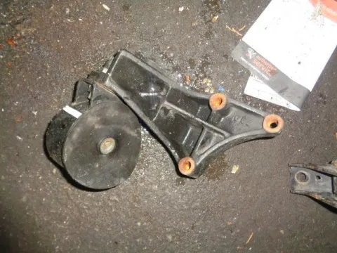 Βάση Κιβωτίου Ταχυτήτων Αριστερή για SUZUKI IGNIS (2000 - 2003) (RG) Βάση Κιβωτίου Ταχυτήτων Αριστερή για SUZUKI IGNIS (2000 - 2003) (RG)