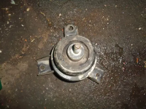 Βάση Μηχανής Δεξιά για HYUNDAI i20 (2009 - 2011) Βάση Μηχανής Δεξιά για HYUNDAI i20 (2009 - 2011)