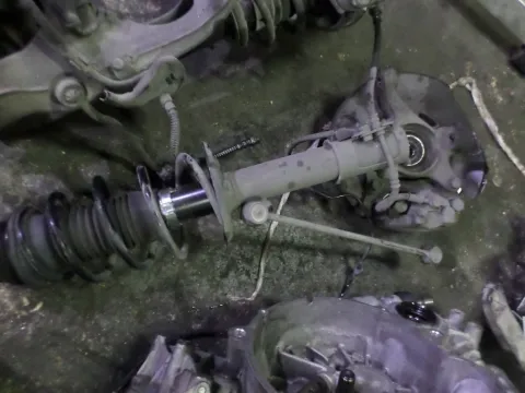 Άκρο Πλήρες Εμπρός Δεξί Με ABS για TOYOTA YARIS (2006 - 2009) (KL9) Άκρο Πλήρες Εμπρός Δεξί Με ABS για TOYOTA YARIS (2006 - 2009) (KL9)