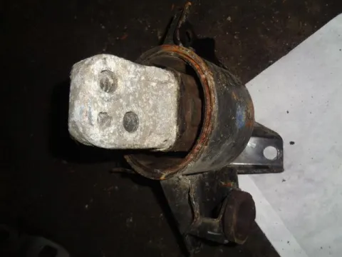 Βάση Κιβωτίου Ταχυτήτων Αριστερή για HYUNDAI i30 (2007 - 2012) Βάση Κιβωτίου Ταχυτήτων Αριστερή για HYUNDAI i30 (2007 - 2012)