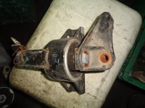 Βάση Μηχανής Δεξιά για CHEVROLET - DAEWOO MATIZ (2005 - 2010) (M200) Βάση Μηχανής Δεξιά για CHEVROLET - DAEWOO MATIZ (2005 - 2010) (M200)