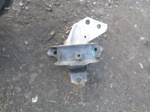 Βάση Μηχανής Δεξιά για TOYOTA YARIS (1999 - 2002) (XP10) Βάση Μηχανής Δεξιά για TOYOTA YARIS (1999 - 2002) (XP10)