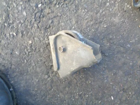 Βάση Κιβωτίου Ταχυτήτων Μεσαία για HYUNDAI ACCENT (1997 - 1999) (UA) (X3) Βάση Κιβωτίου Ταχυτήτων Μεσαία για HYUNDAI ACCENT (1997 - 1999) (UA) (X3)