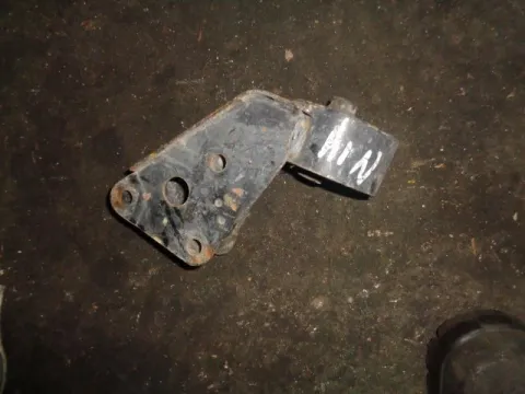 Βάση Κιβωτίου Ταχυτήτων Αριστερή για NISSAN SUNNY (1991 - 1995) (N14) Βάση Κιβωτίου Ταχυτήτων Αριστερή για NISSAN SUNNY (1991 - 1995) (N14)