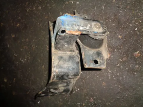 Βάση Κιβωτίου Ταχυτήτων Αριστερή για CHEVROLET - DAEWOO MATIZ (2001 - 2005) (M150) Βάση Κιβωτίου Ταχυτήτων Αριστερή για CHEVROLET - DAEWOO MATIZ (2001 - 2005) (M150)