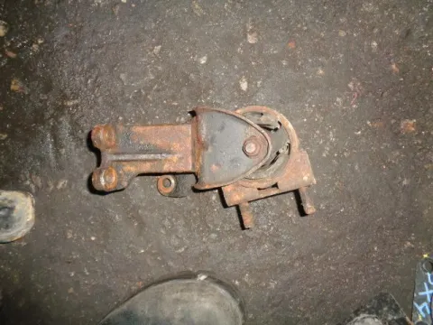 Βάση Κιβωτίου Ταχυτήτων Μεσαία για SUZUKI BALENO (1994 - 1998) (SY) , (1998 - 2001) (SY) Βάση Κιβωτίου Ταχυτήτων Μεσαία για SUZUKI BALENO (1994 - 1998) (SY) , (1998 - 2001) (SY)