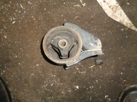 Βάση Μηχανής Δεξιά για HONDA CIVIC (1992 - 1995) (EG - H - J) Βάση Μηχανής Δεξιά για HONDA CIVIC (1992 - 1995) (EG - H - J)