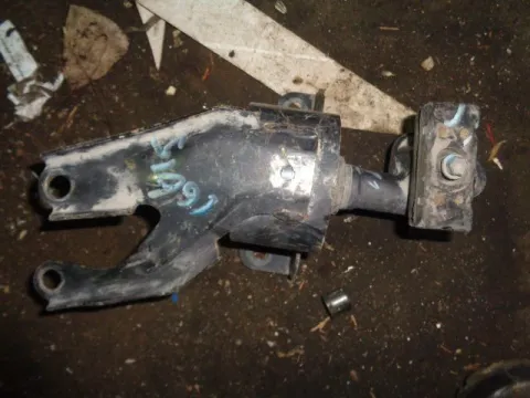 Βάση Μηχανής Δεξιά για TOYOTA COROLLA (1992 - 1997) (AE100) Βάση Μηχανής Δεξιά για TOYOTA COROLLA (1992 - 1997) (AE100)