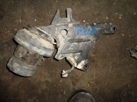 Βάση Κιβωτίου Ταχυτήτων Αριστερή για VW POLO (1994 - 1999) (6N1) Βάση Κιβωτίου Ταχυτήτων Αριστερή για VW POLO (1994 - 1999) (6N1)
