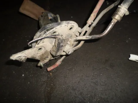 Αντλία Καυσίμου (Τρόμπα Βενζίνης) για HONDA CIVIC (1990 -1992) (EC - D - E - F) Αντλία Καυσίμου (Τρόμπα Βενζίνης) για HONDA CIVIC (1990 -1992) (EC - D - E - F)