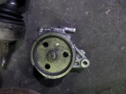 Αντλία Υδραυλικού Τιμονιού για HONDA CIVIC (2001 - 2003) (EP - S - U - V - M) Αντλία Υδραυλικού Τιμονιού για HONDA CIVIC (2001 - 2003) (EP - S - U - V - M)