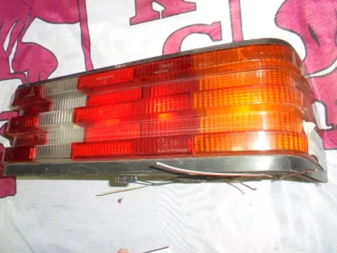 Φανάρι Πίσω Δεξί για MERCEDES 190E (1984 - 1993) (W201) Sedan - 4dr Φανάρι Πίσω Δεξί για MERCEDES 190E (1984 - 1993) (W201) Sedan - 4dr
