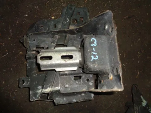 Βάση Κιβωτίου Ταχυτήτων Αριστερή για CITROEN C3 (2010 - 2014) Βάση Κιβωτίου Ταχυτήτων Αριστερή για CITROEN C3 (2010 - 2014)