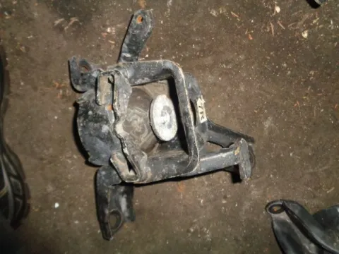 Βάση Μηχανής Δεξιά για TOYOTA AURIS (2007 - 2009) E150 Βάση Μηχανής Δεξιά για TOYOTA AURIS (2007 - 2009) E150
