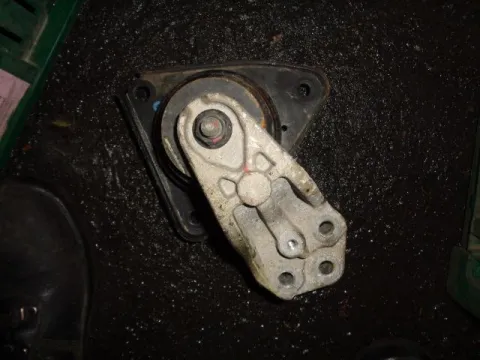 Βάση Μηχανής Δεξιά για HYUNDAI i30 (2007 - 2012) Βάση Μηχανής Δεξιά για HYUNDAI i30 (2007 - 2012)