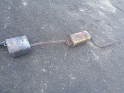 Καζανάκι Εξάτμισης Πίσω για FORD FOCUS (2002 - 2004) Mk1b *Α* Καζανάκι Εξάτμισης Πίσω για FORD FOCUS (2002 - 2004) Mk1b *Α*