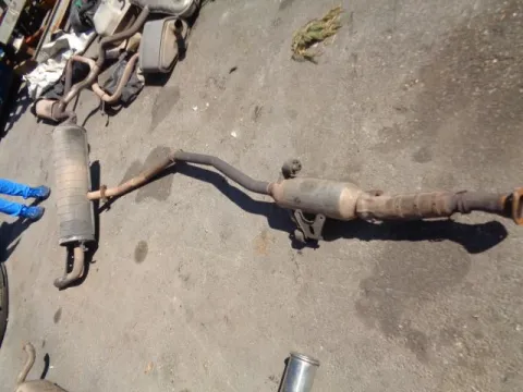 Καζανάκι Εξάτμισης Πίσω για TOYOTA RAV-4 (2000 - 2004) (XA20) *Α* Καζανάκι Εξάτμισης Πίσω για TOYOTA RAV-4 (2000 - 2004) (XA20) *Α*