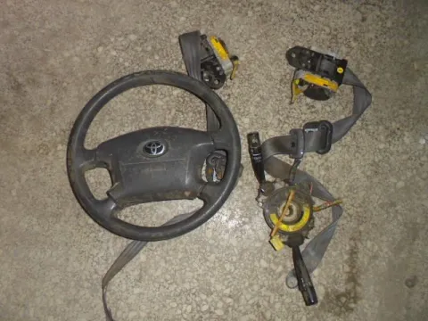 Σετ Αερόσακων Εμπρός (με Ταμπλό) για TOYOTA COROLLA (1997 - 1999) (A111)  *Γ* -  Σετ Αερόσακων Εμπρός (με Ταμπλό) για TOYOTA COROLLA (1997 - 1999) (A111)  *Γ* -
